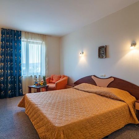 Adamo Hotel Varna Eksteriør bilde