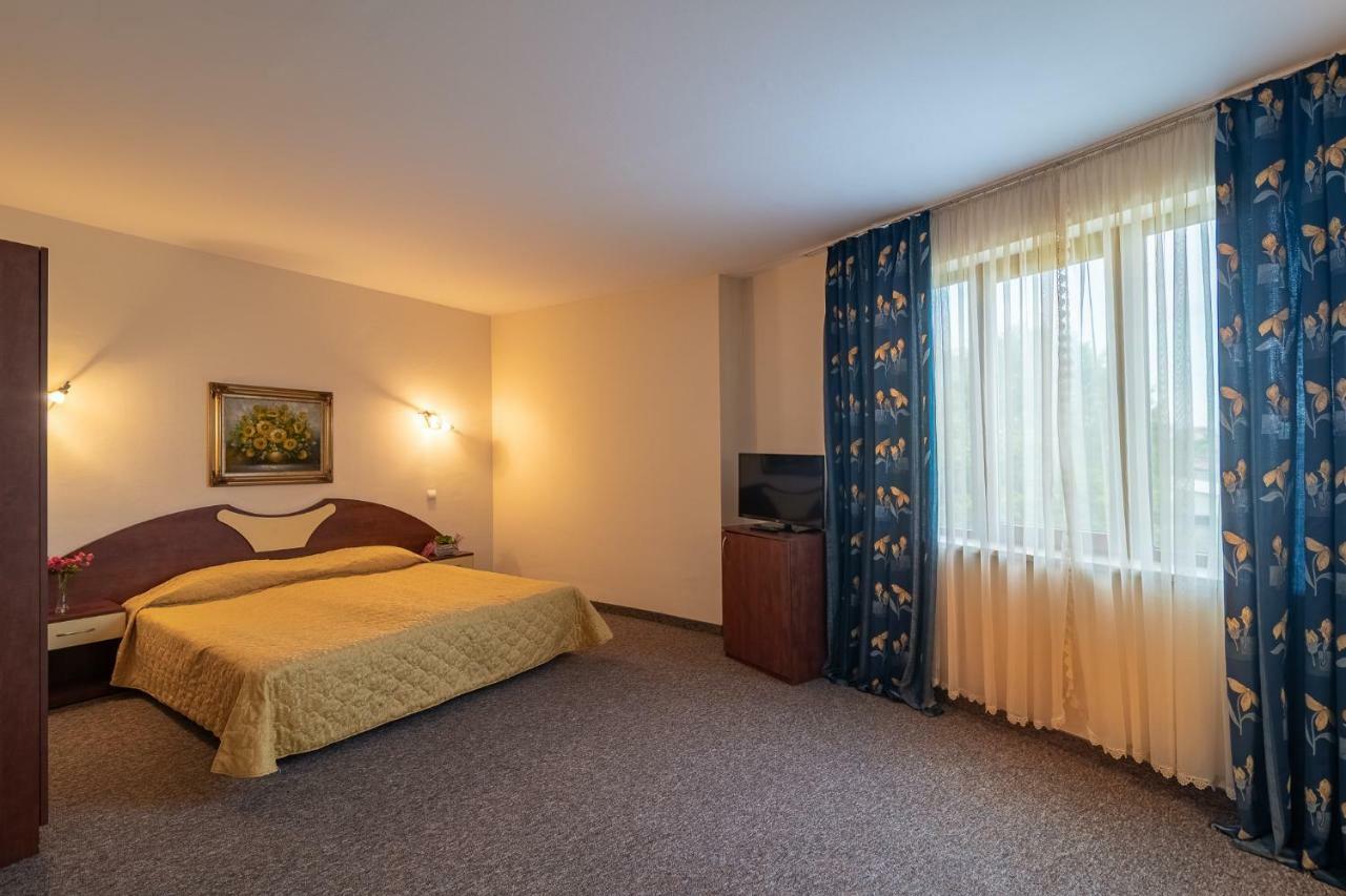 Adamo Hotel Varna Eksteriør bilde